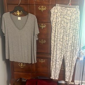 Soma Women’s XL pajama set